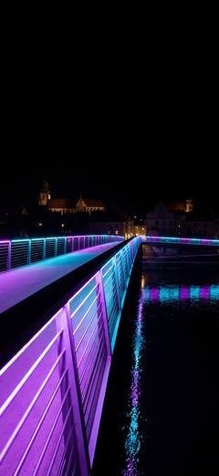 Das Motiv „Neonbrücke“ im Zuschnitt für das iPhone: hochkant, die Brücke füllt die Höhe.